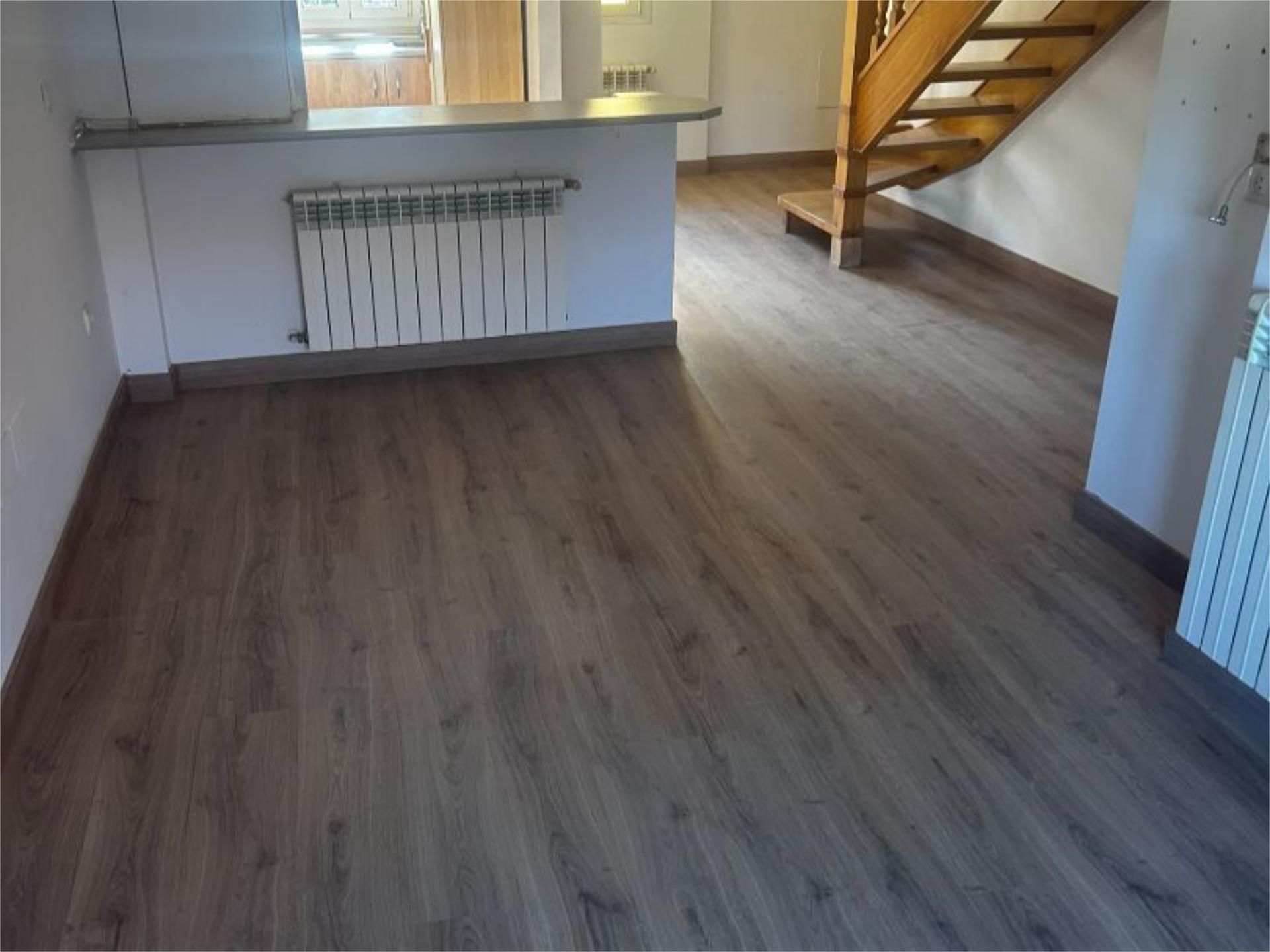 Flat for sale in Coslada  with Air Conditioner and Balcony