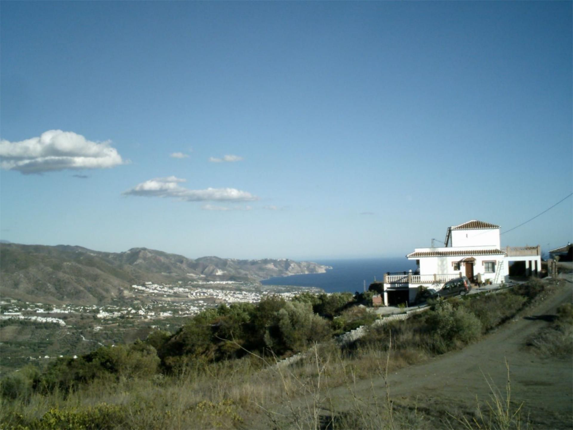 Vista exterior de Piso en venta en Torrox con Aire acondicionado, Terraza y Balcón