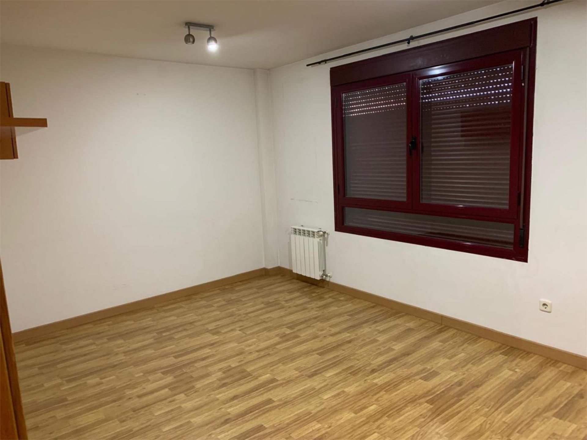 Habitación de Piso en venta en Torrijos con Calefacción, Parquet y Trastero