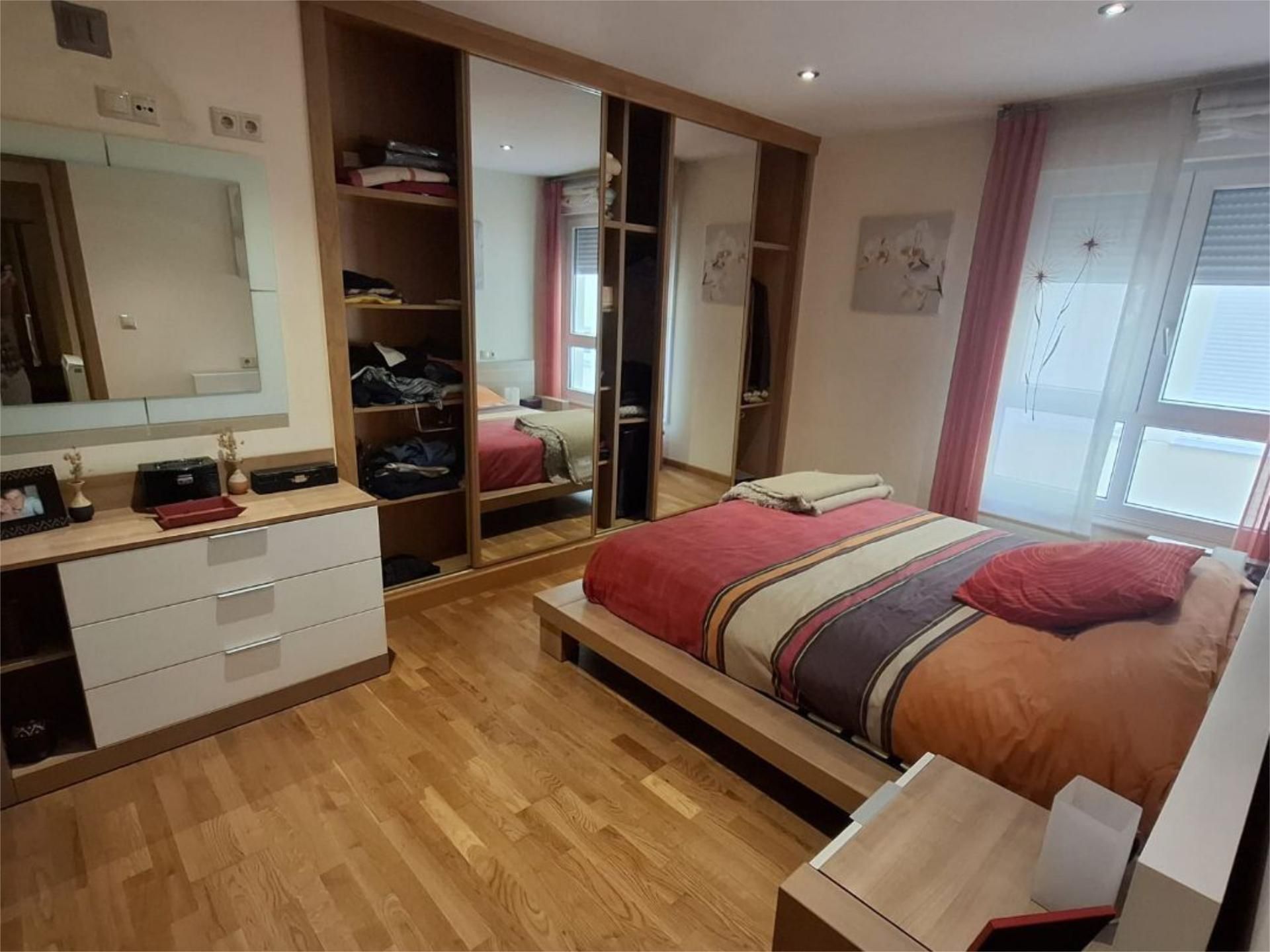 Pis de lloguer a Rúa Manuel María, Carballo