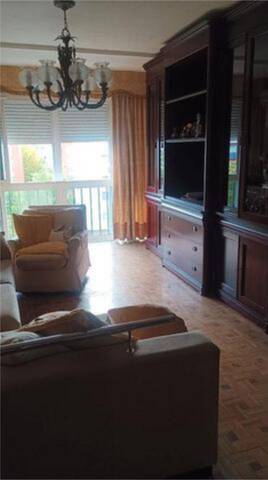 Piso en Venta en Triana Oeste