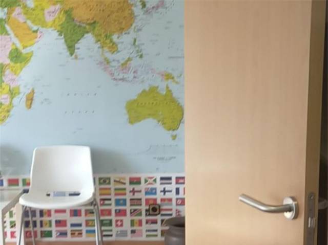 Local comercial en Venta en Carretera de la Estación, 21 en San Claudio - Trubia - Las Caldas