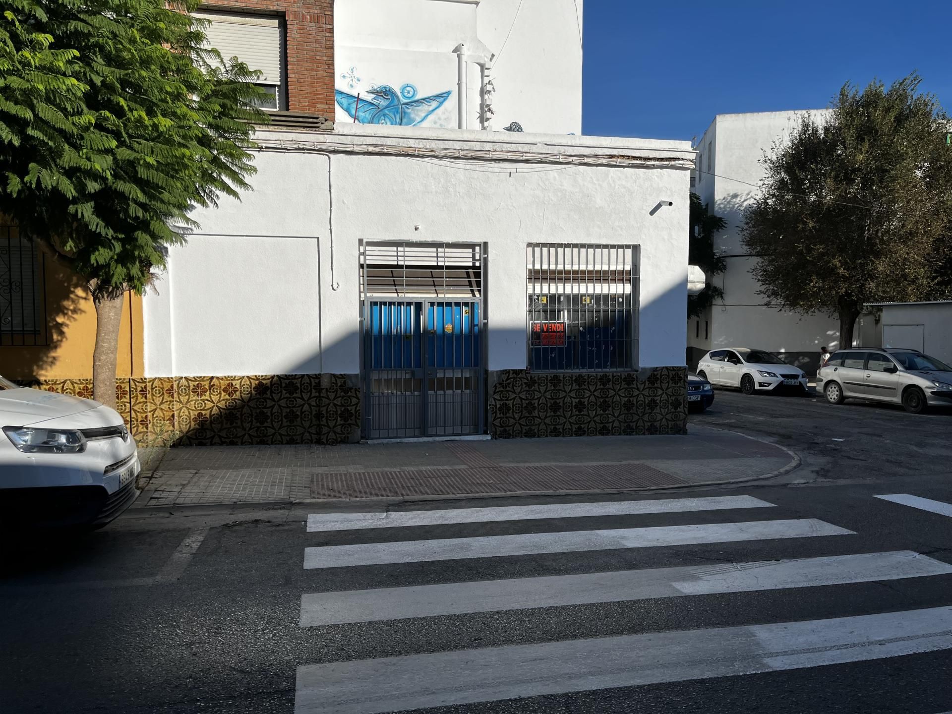 Exterior view of Premises for sale in Barbate