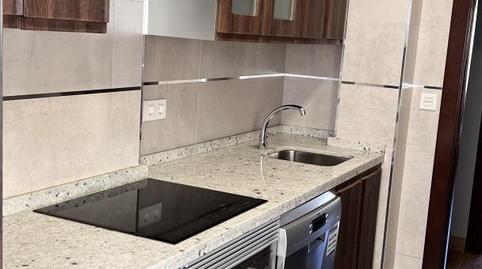 Foto 2 de Piso en venta en Calle Madrid, 9, Luanco - Aramar - Antromero, Gozón