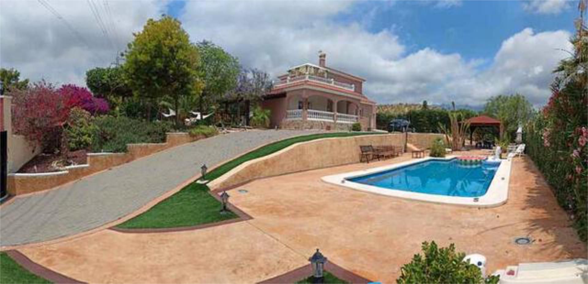 Vista exterior de Casa adosada en venta en Busot
