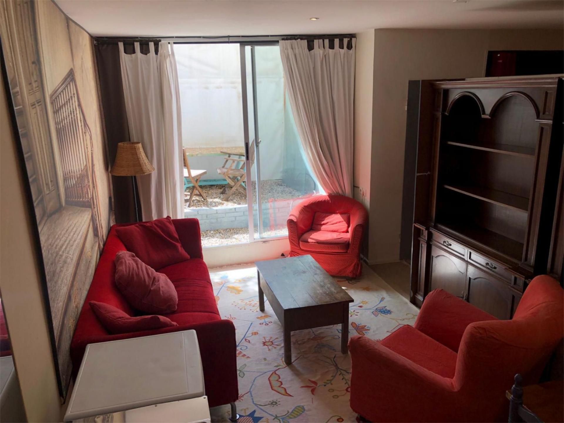 Sala d'estar de Apartament de lloguer en Villanueva de la Cañada amb Moblat
