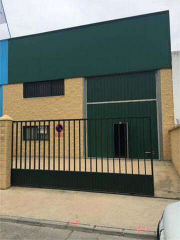 Nave industrial en Alquiler en Capellanía - Retamar