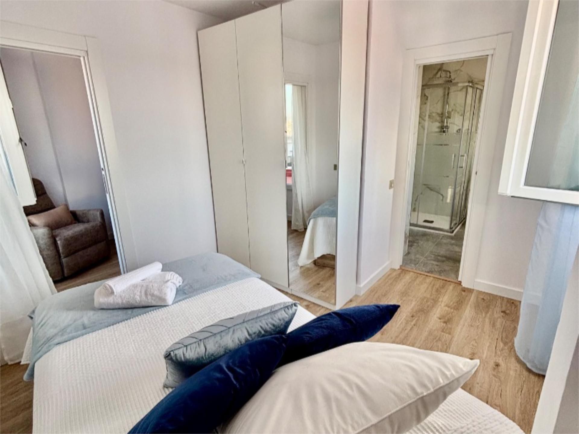 Bedroom of Attic to share in  Murcia Capital  with Air Conditioner, Heating and Parquet flooring