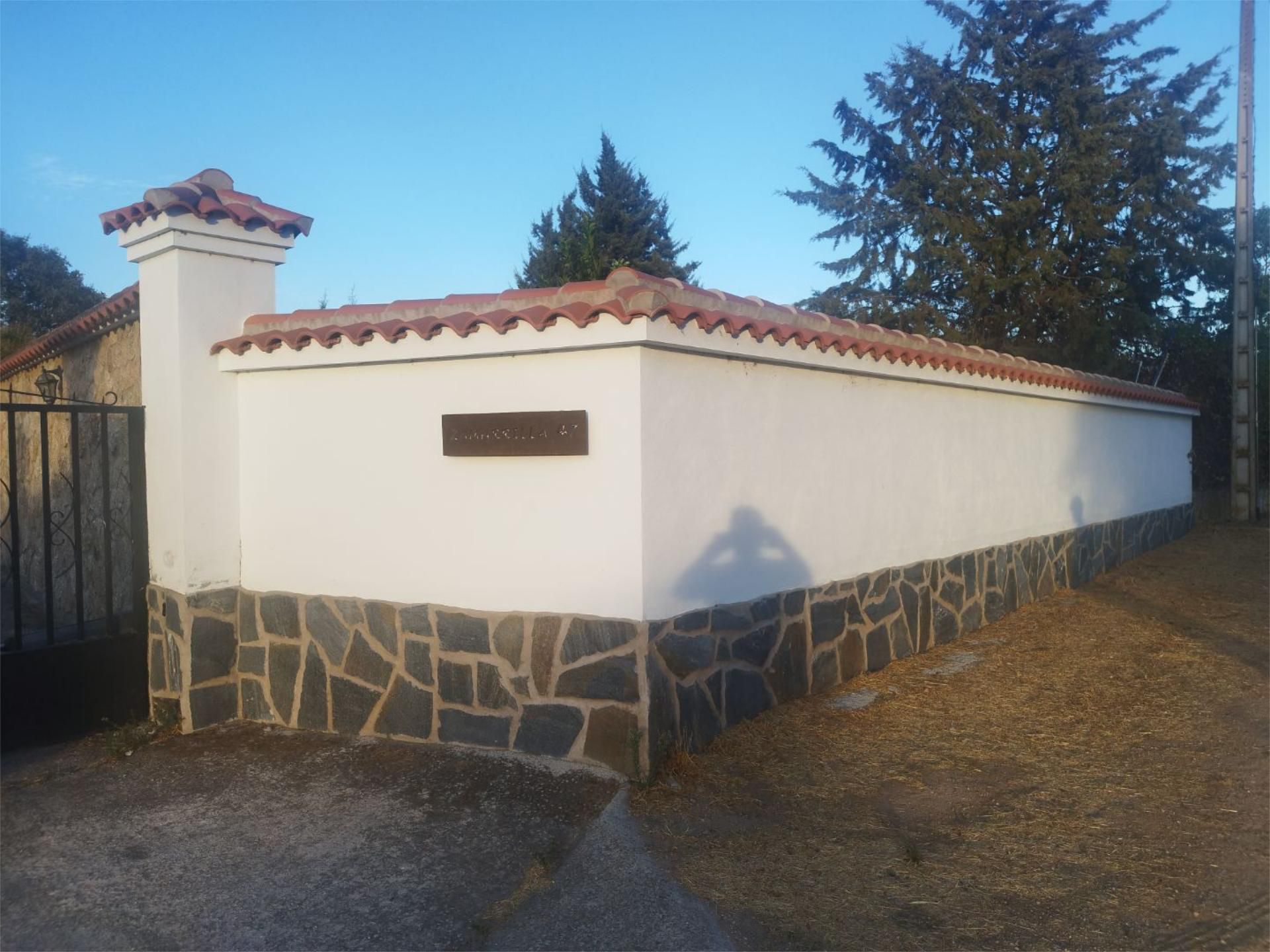 Vista exterior de Finca rústica en venta en Cáceres Capital con Aire acondicionado, Calefacción y Jardín privado