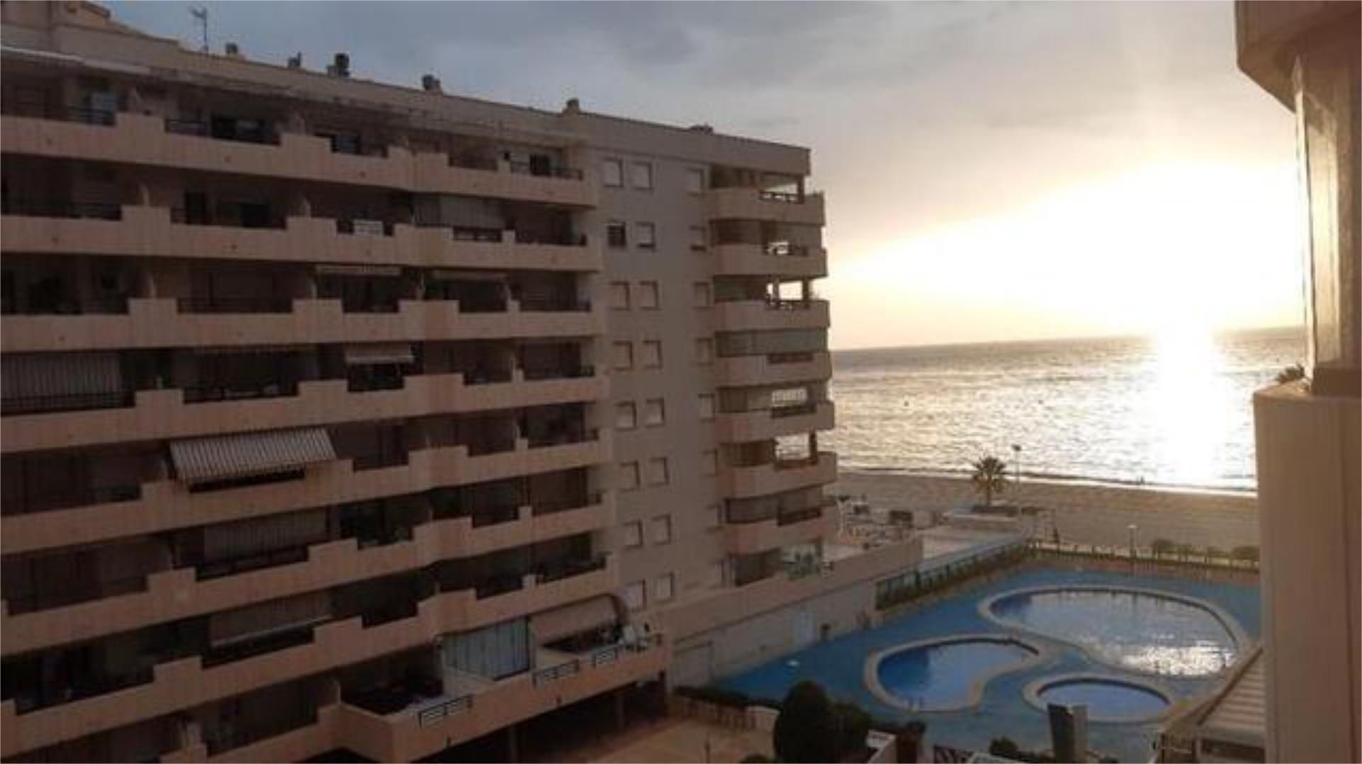 Habitación de Apartamento para compartir en Calpe / Calp con Calefacción, Terraza y Trastero