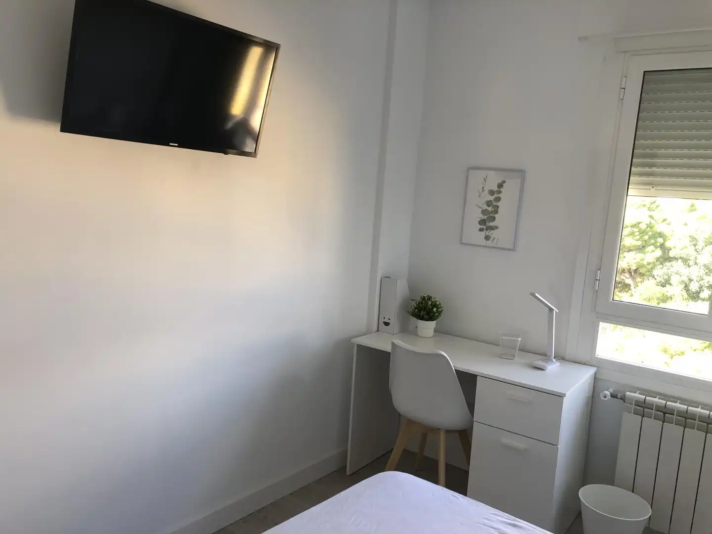 Bedroom of Flat for share in Albacete  with Air Conditioner, Heating and Parquet flooring