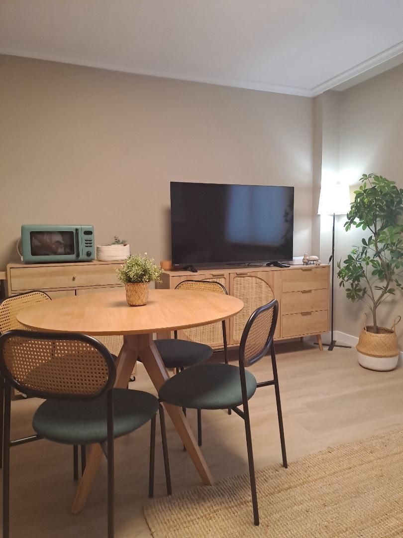 Menjador de Apartament de lloguer en Malpica de Bergantiños amb Moblat