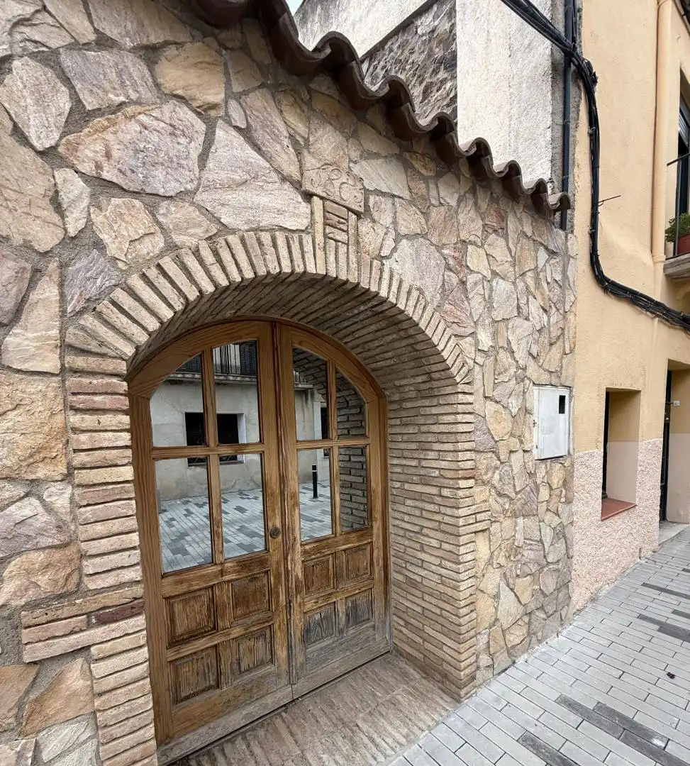 Local de alquiler en Carrer Gran, 7, Garriguella Local de alquiler en Garriguella
