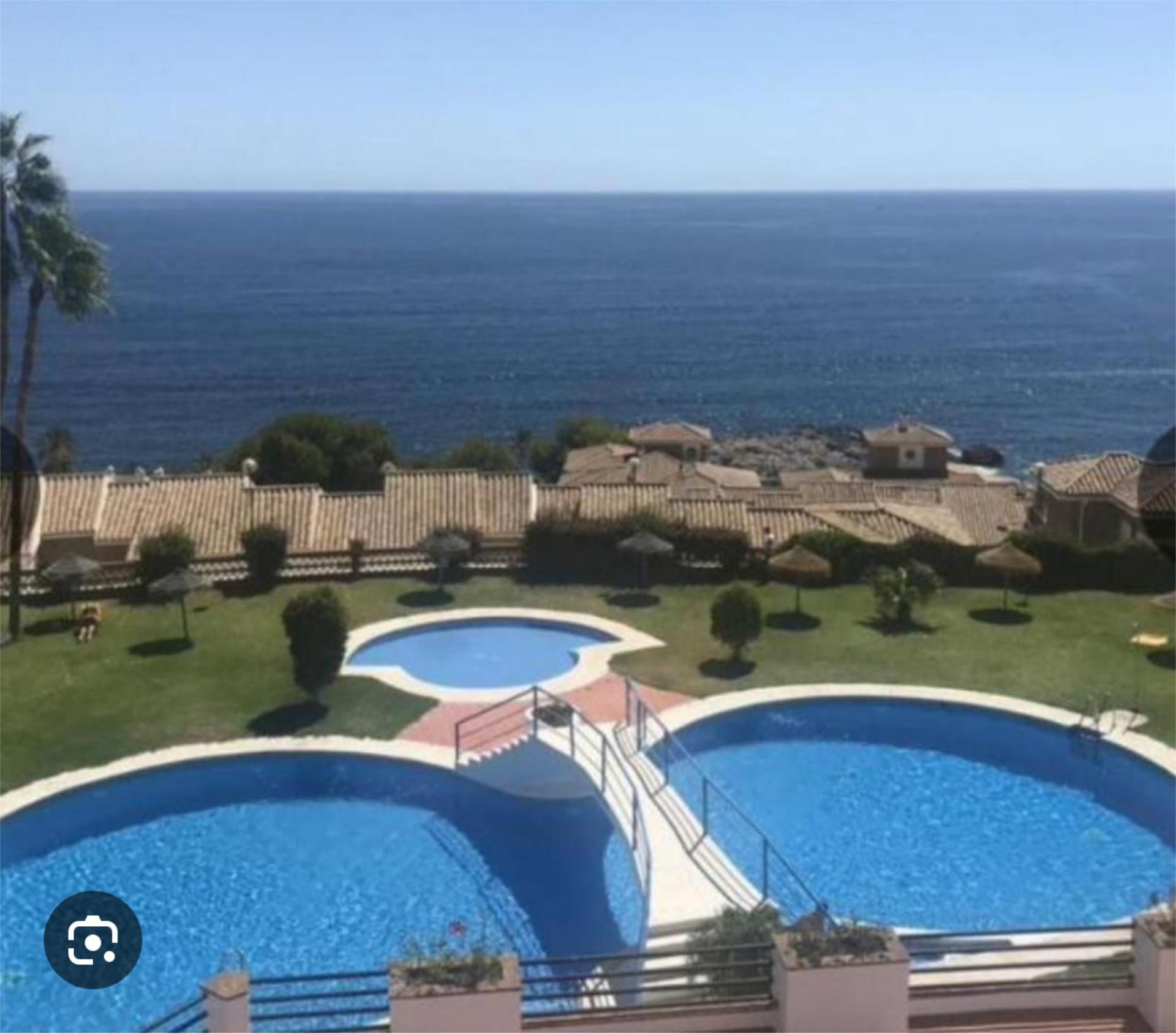 Swimming pool of Apartment to rent in Almuñécar  with Air Conditioner, Heating and Terrace