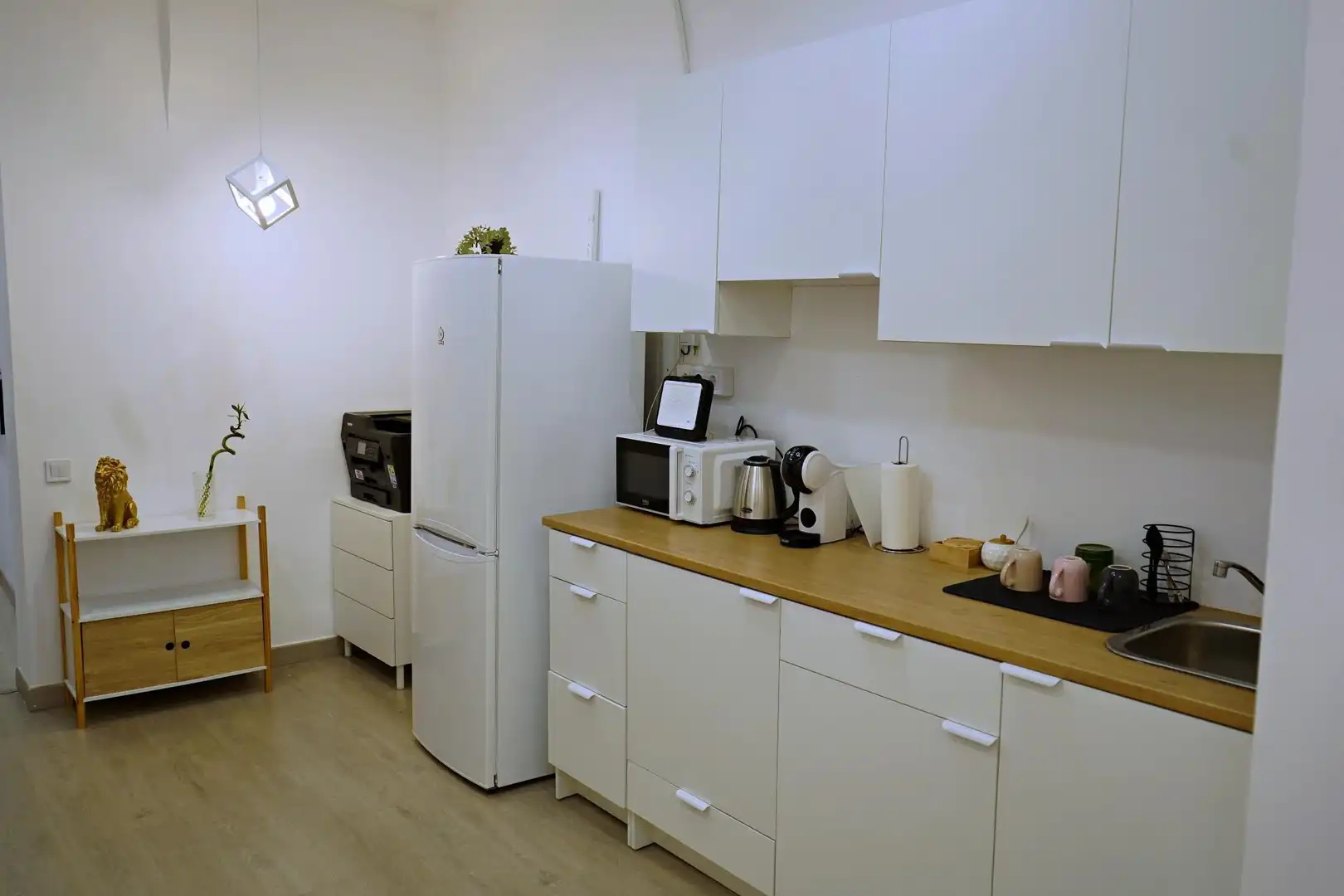 Büro zur Miete in Carrer de Padilla, 391, El Baix Guinardó Küche von Büro zur Miete in Barcelona