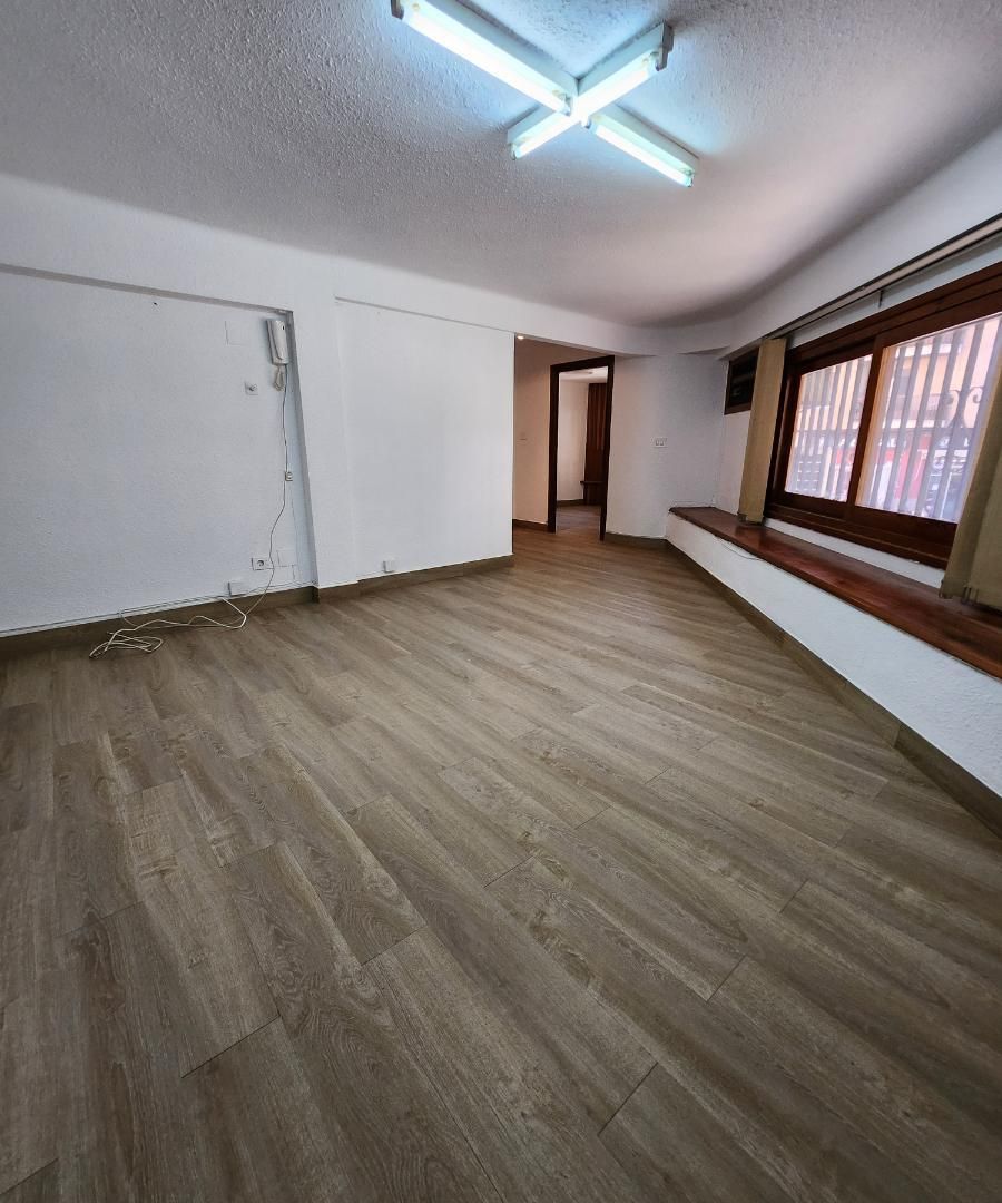 Office to rent in Torrent