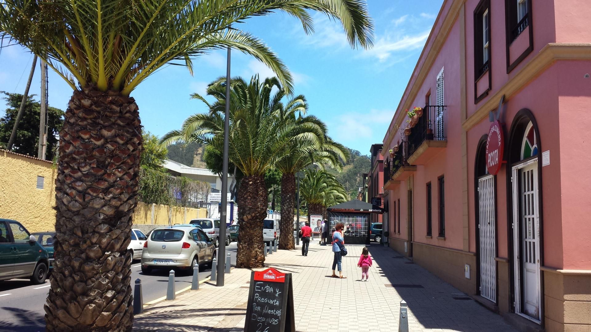 Vista exterior de Pis de lloguer en San Cristóbal de la Laguna amb Forn