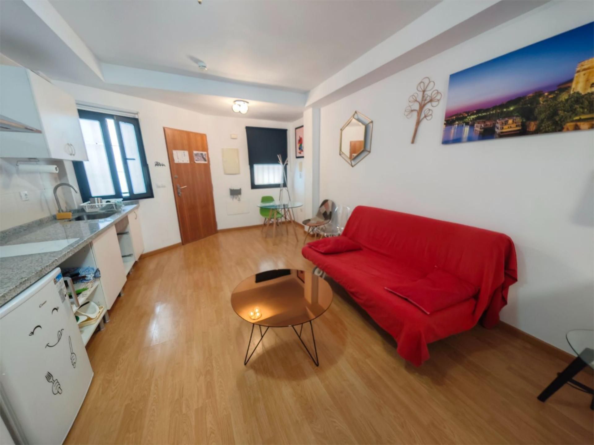 Exterior view of Flat to rent in  Sevilla Capital  with Air Conditioner