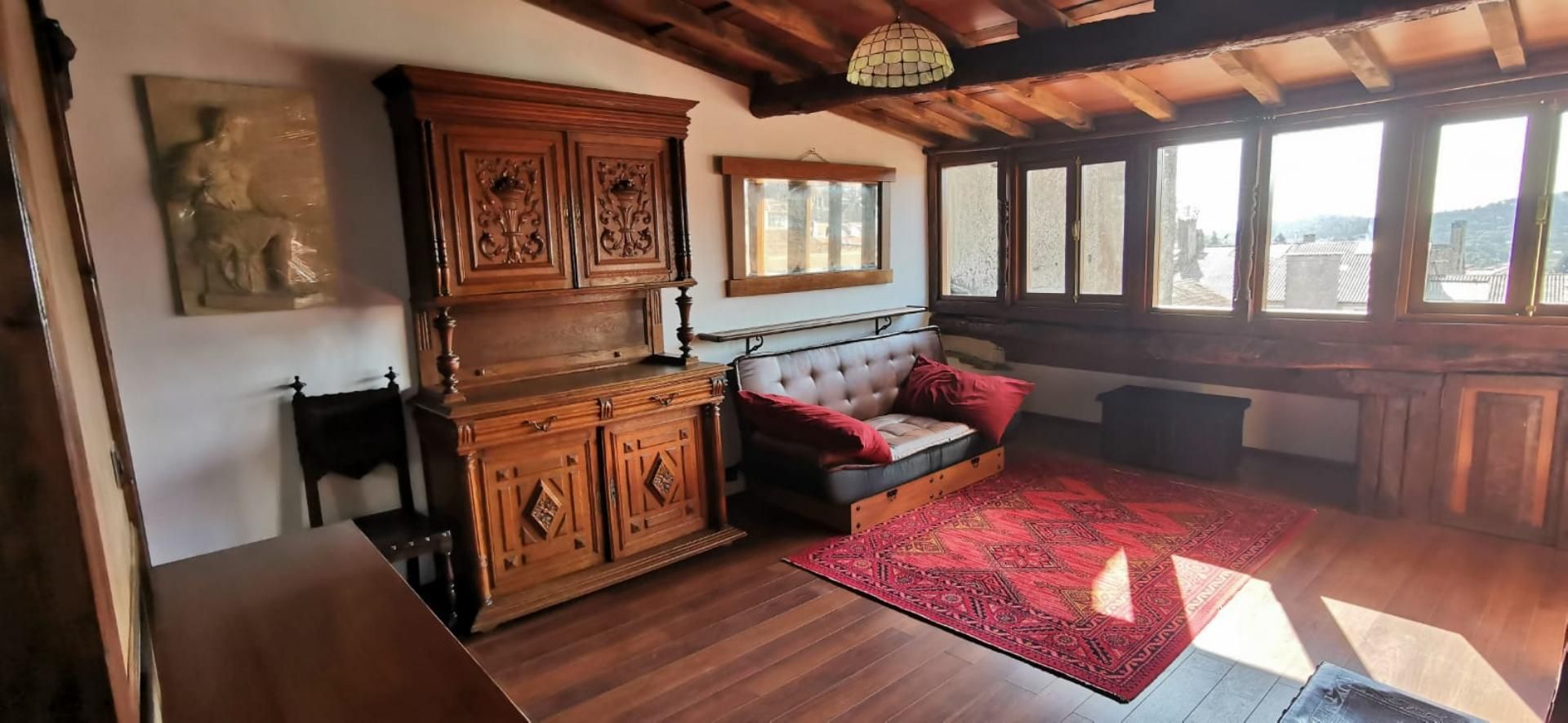 Sala d'estar de Pis de lloguer en Santiago de Compostela  amb Aire condicionat, Calefacció i Parquet