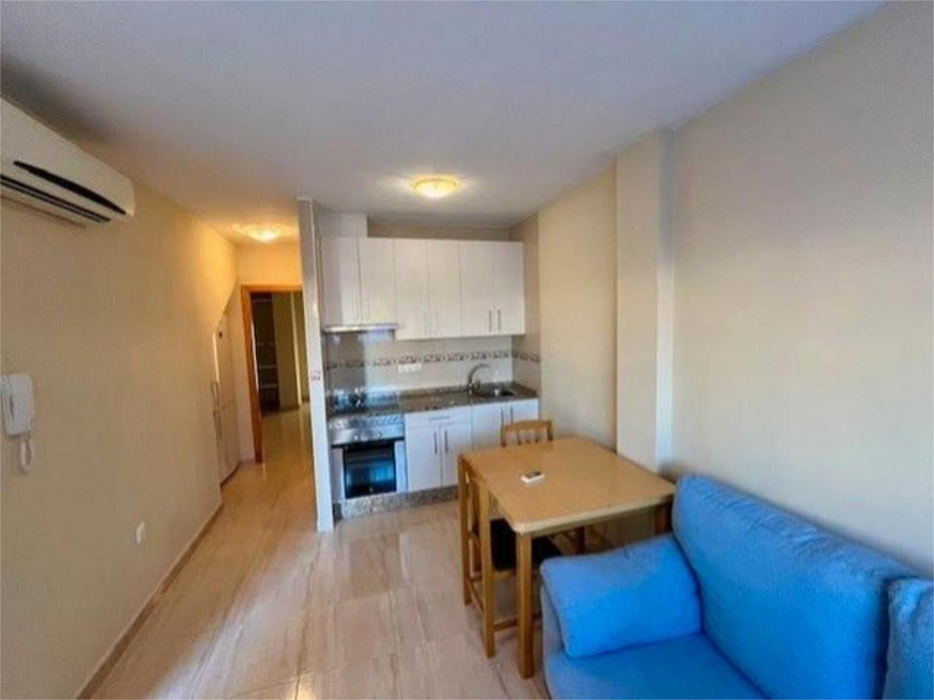 Cuina de Apartament de lloguer en Bembibre amb Calefacció i Moblat