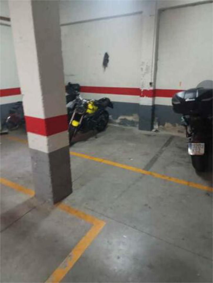 Parking de Garaje de alquiler en Valladolid Capital