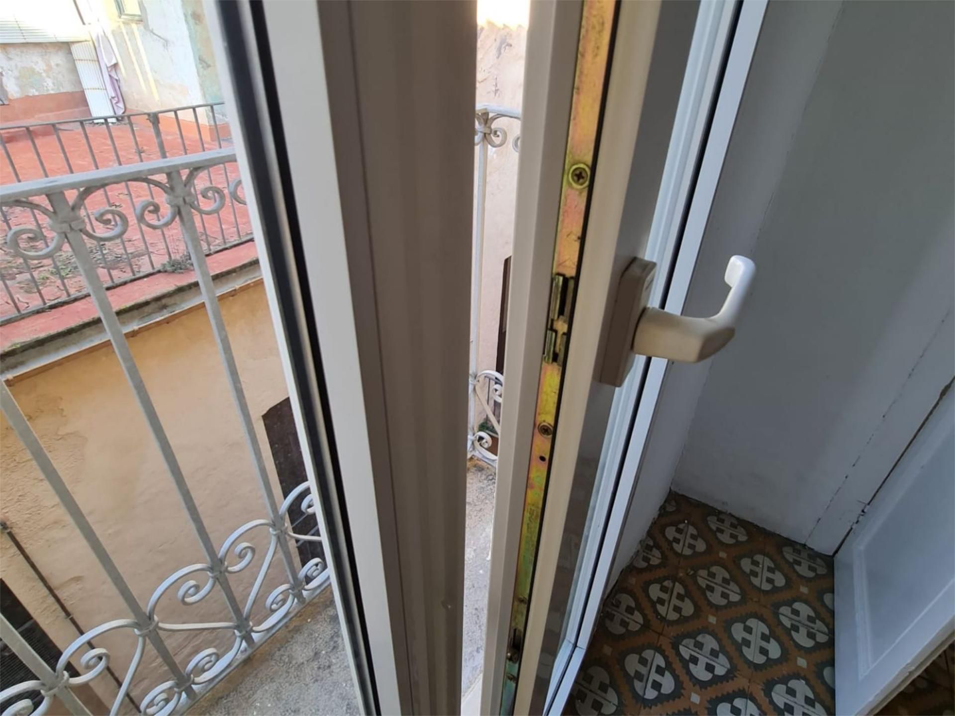 Pis en venda a Carrer Clivillers, 33, Olot Terrassa de Pis en venda en Olot amb Balcó