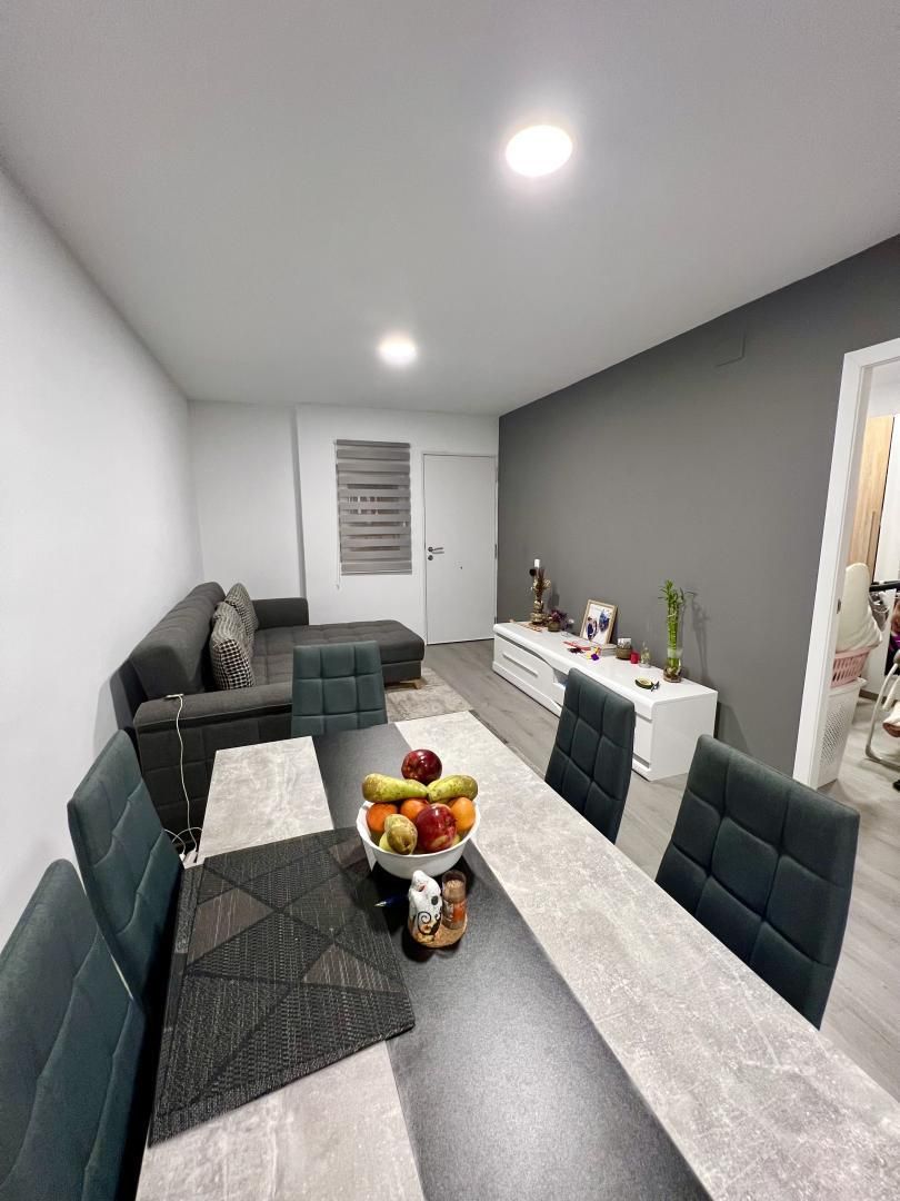 Sala d'estar de Pis en venda en L'Hospitalet de Llobregat
