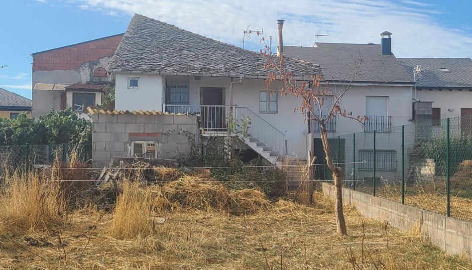 Casa o xalet en venda a Plaza Calvo Soltelo, 10, Cacabelos, León - imatge 1 Foto 1 de Casa o xalet en venda a Plaza Calvo Soltelo, 10, Cacabelos, León