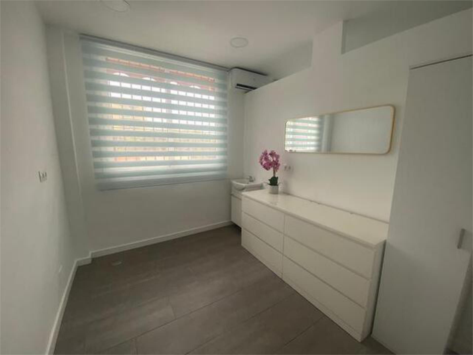 Bedroom of Office to rent in Málaga Capital  with Air Conditioner