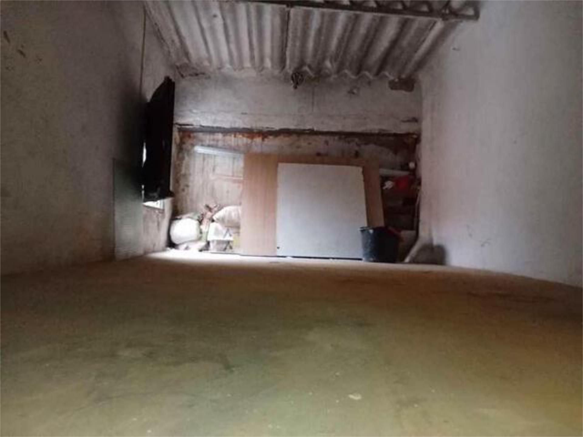 Box room to rent in  Albacete Capital