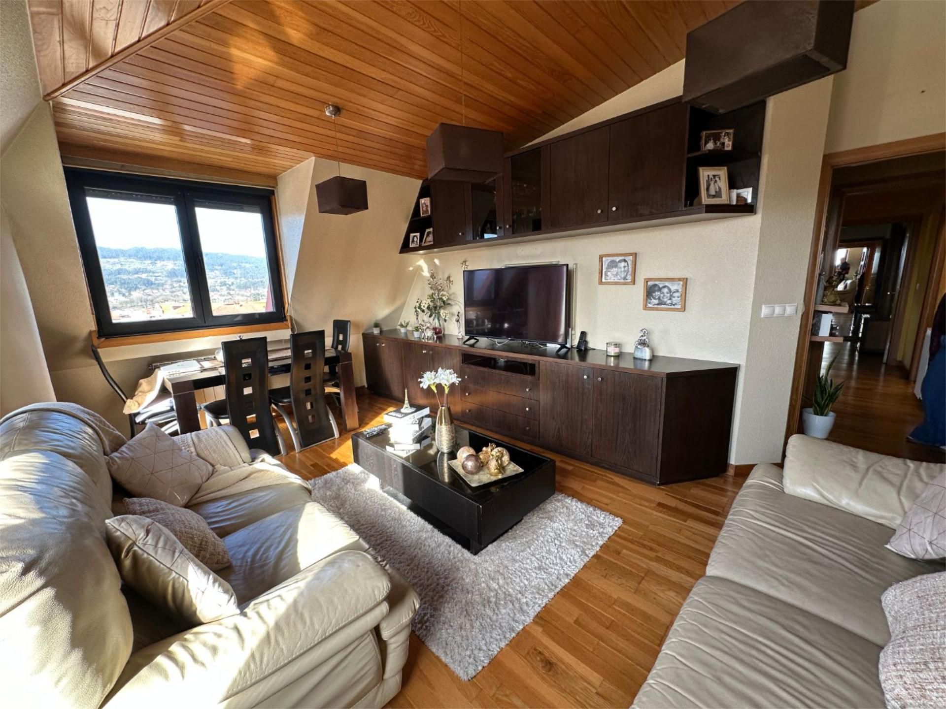 Living room of Flat for sale in O Porriño    with Terrace and Balcony