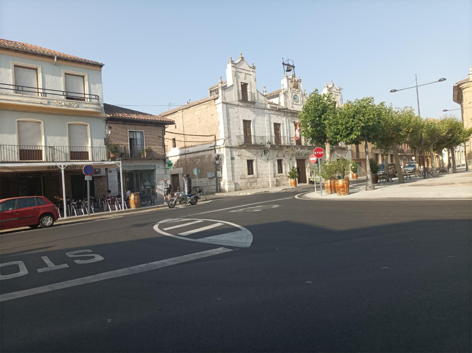 Exterior view of Garage for sale in Nava del Rey