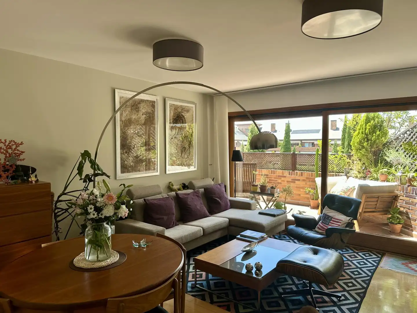 Piso en venta en Calle Playa de las Américas, 36, El Pinar - Punta Galea Sala de estar de Piso en venta en Las Rozas de Madrid con Aire acondicionado, Terraza y Piscina