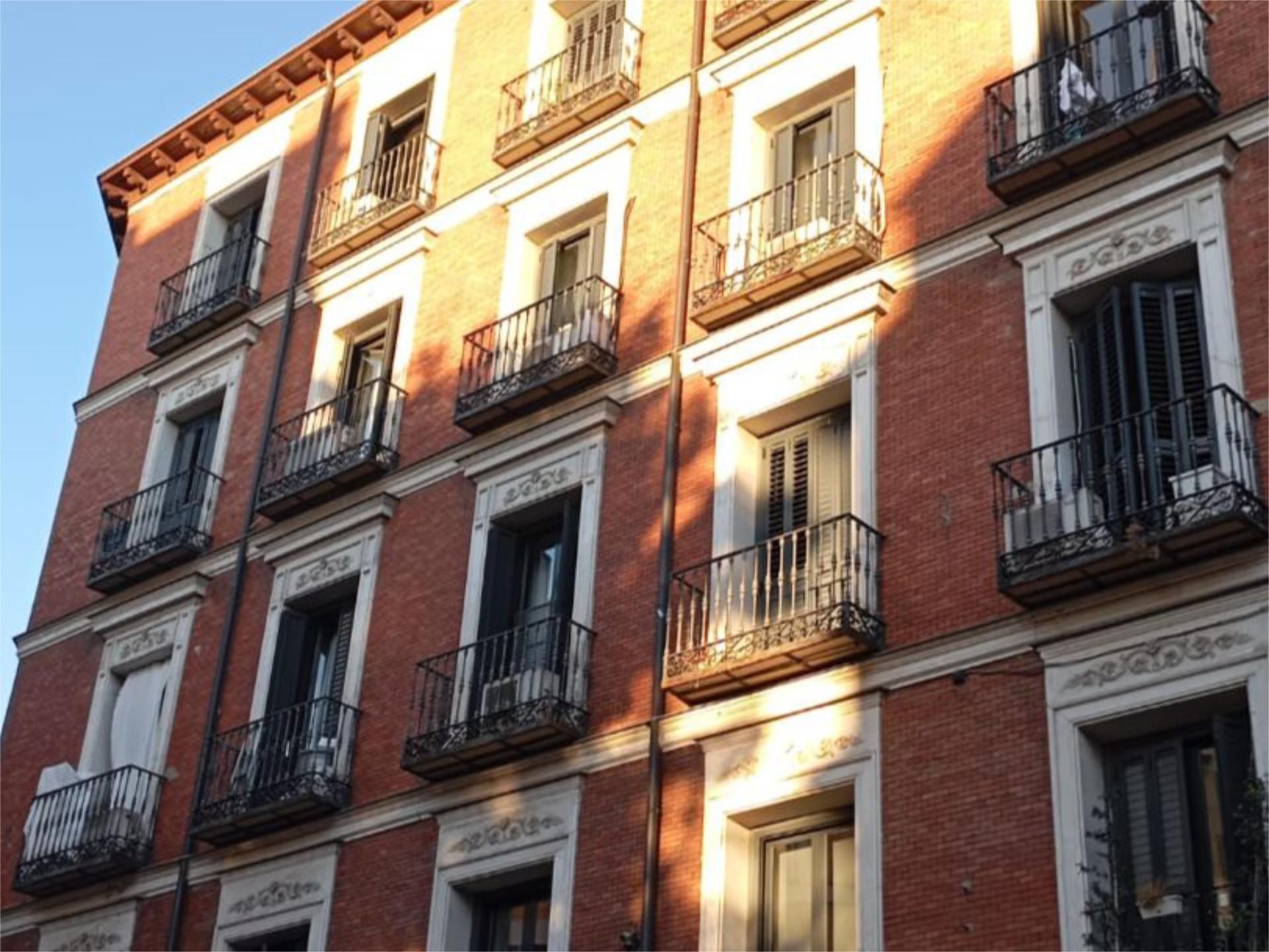 Exterior view of Flat to rent in  Madrid Capital  with Air Conditioner, Heating and Parquet flooring