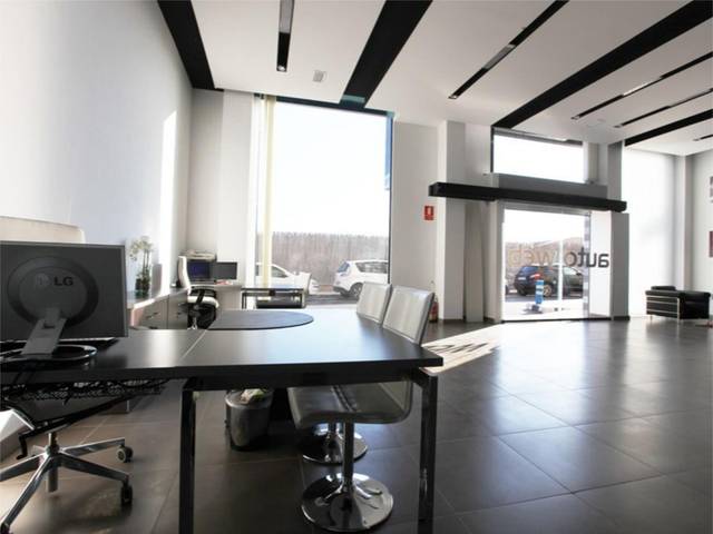 Local comercial en Alquiler en Carrer Bono Guarner, 10 en Santo Domigo