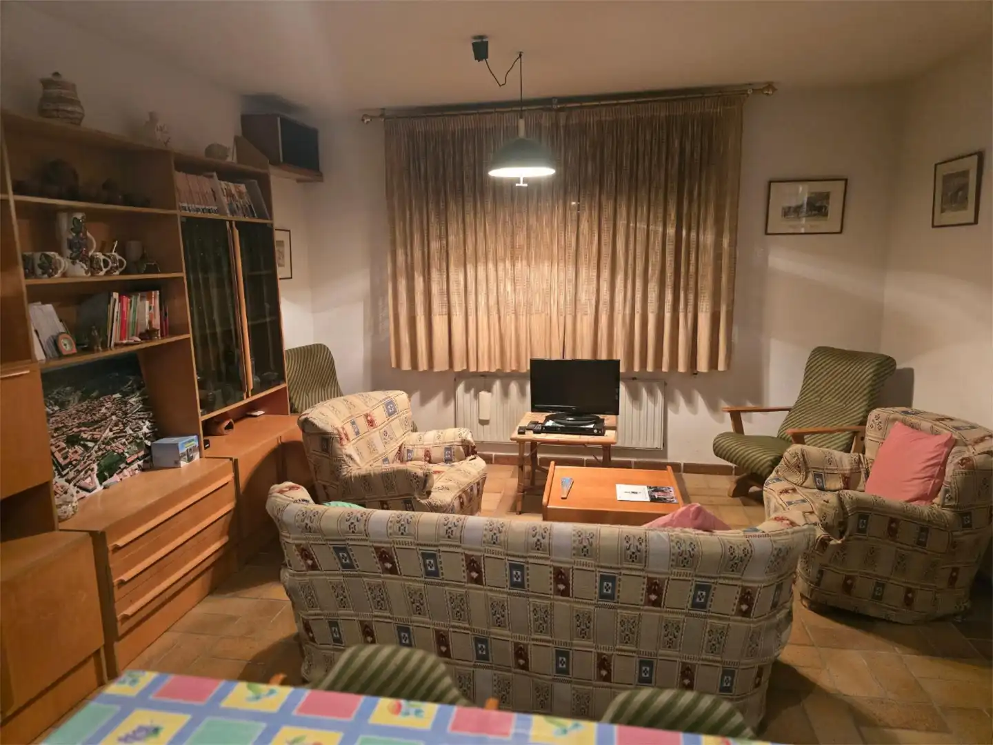 Casa o xalet en venda a Parque Virgen de la Salud, 36, Sigüenza Sala d'estar de Casa o xalet en venda en Sigüenza amb Terrassa i Balcó