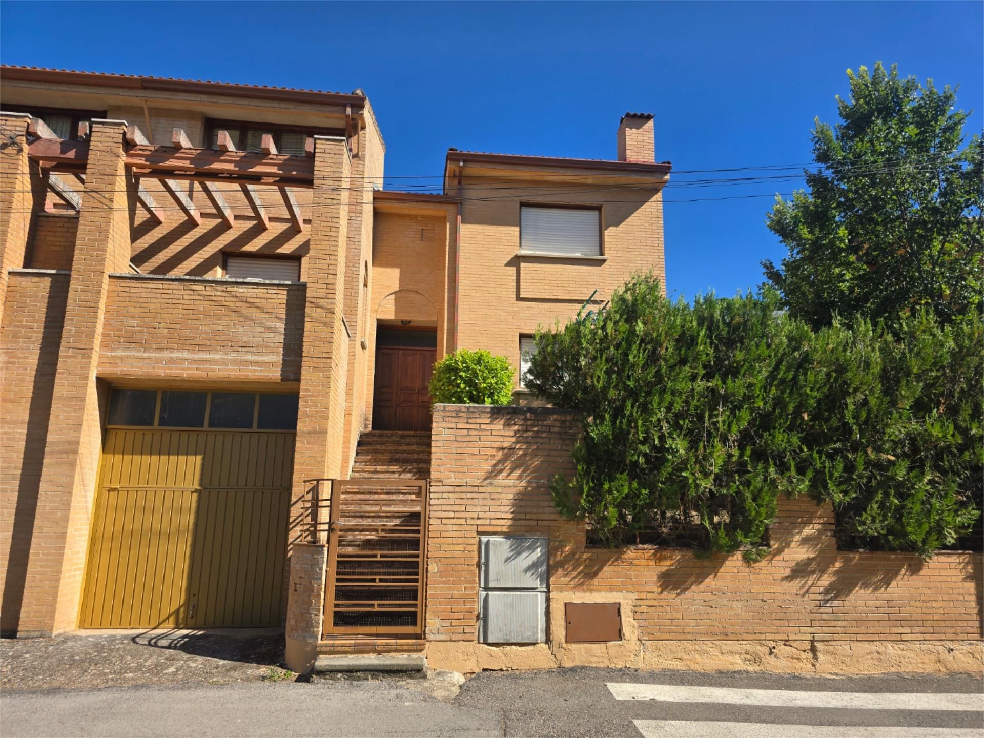 Exterior view of Houses for sale in Sigüenza  with Heating, Private garden and Parquet flooring