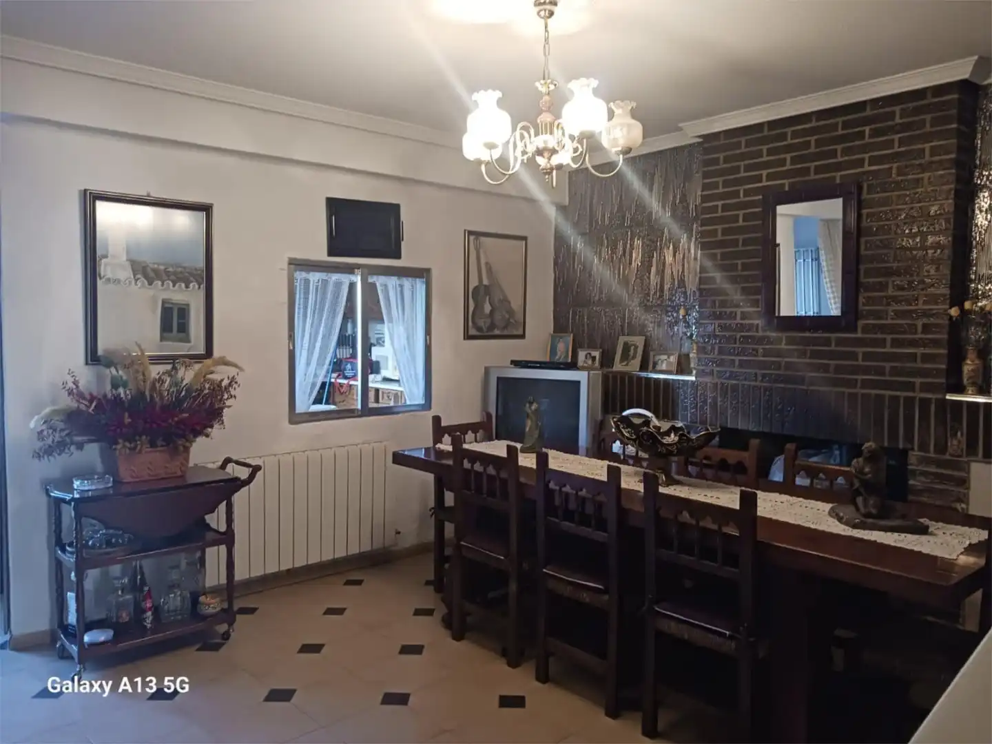 Casa adosada en venta en Calle Los Morales, 9, El Casar de Escalona Comedor de Casa adosada en venta en El Casar de Escalona con Terraza y Balcón