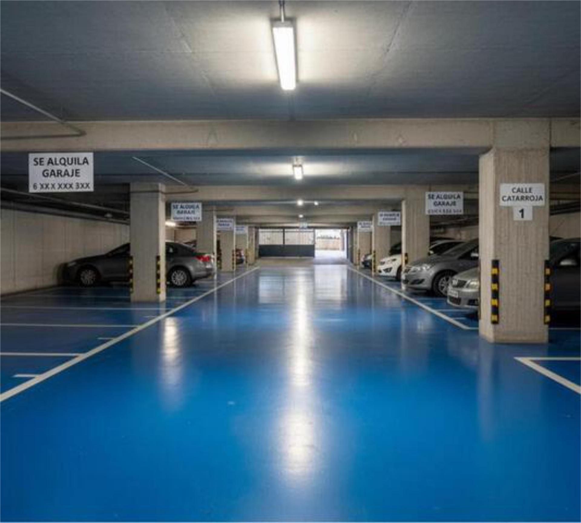 Parking of Garage to rent in Manises