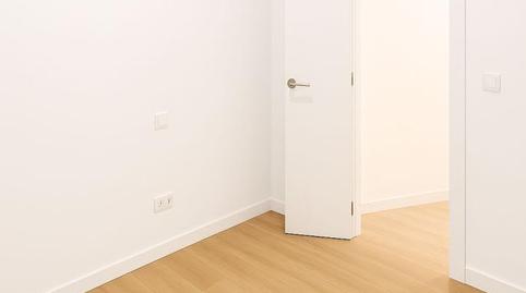 Foto 3 de Piso en venta en Calle de Torregrosa, 27, Pinar del Rey, Madrid