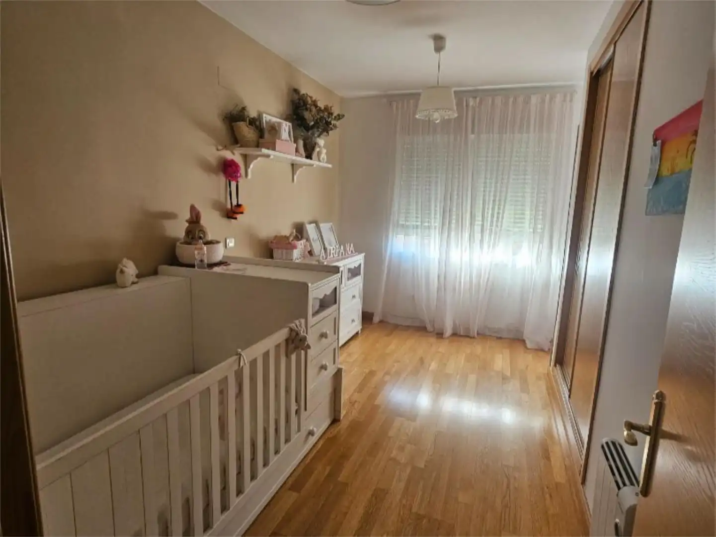 Detached homes for sale in Calle del Pintor Oliva, 30, Villaconejos Bedroom of Detached homes for sale in Villaconejos with Air Conditioner, Private garden and Parquet flooring