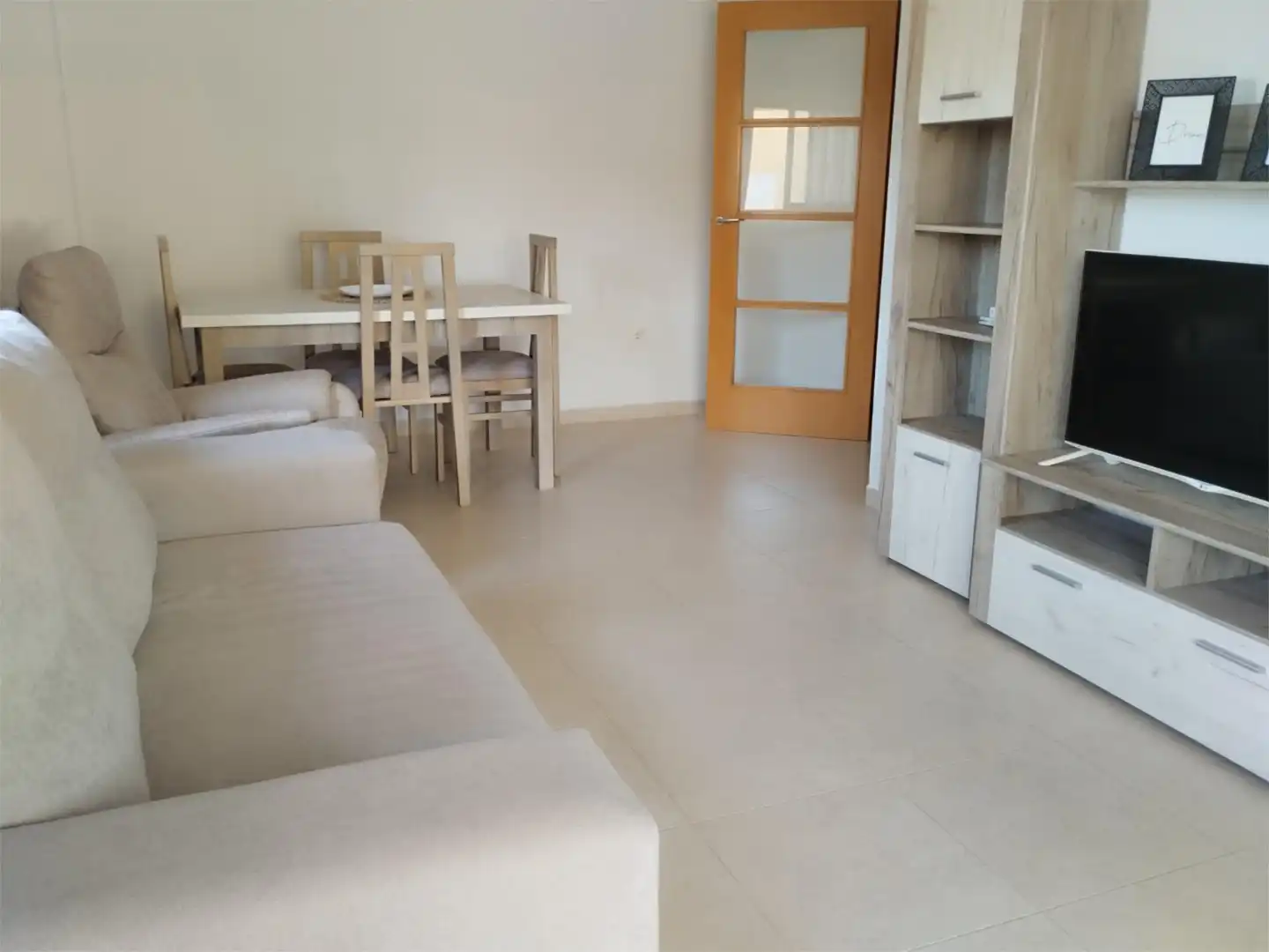 Apartamento en venta en Carrer de Cabanes, 11, Centro Sala de estar de Apartamento en venta en Oropesa del Mar / Orpesa con Aire acondicionado, Terraza y Piscina