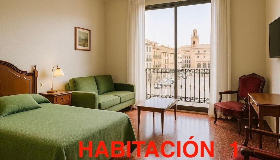 Photo 1 of Study to share in Plaza Mayor, 12, Mogente / Moixent, Valencia