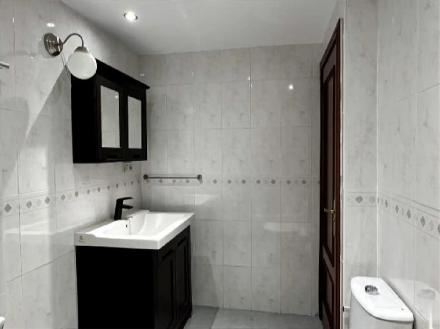 Piso en venta en Plaza María Blanchard, 13, Maliaño Baño de Piso en venta en Camargo