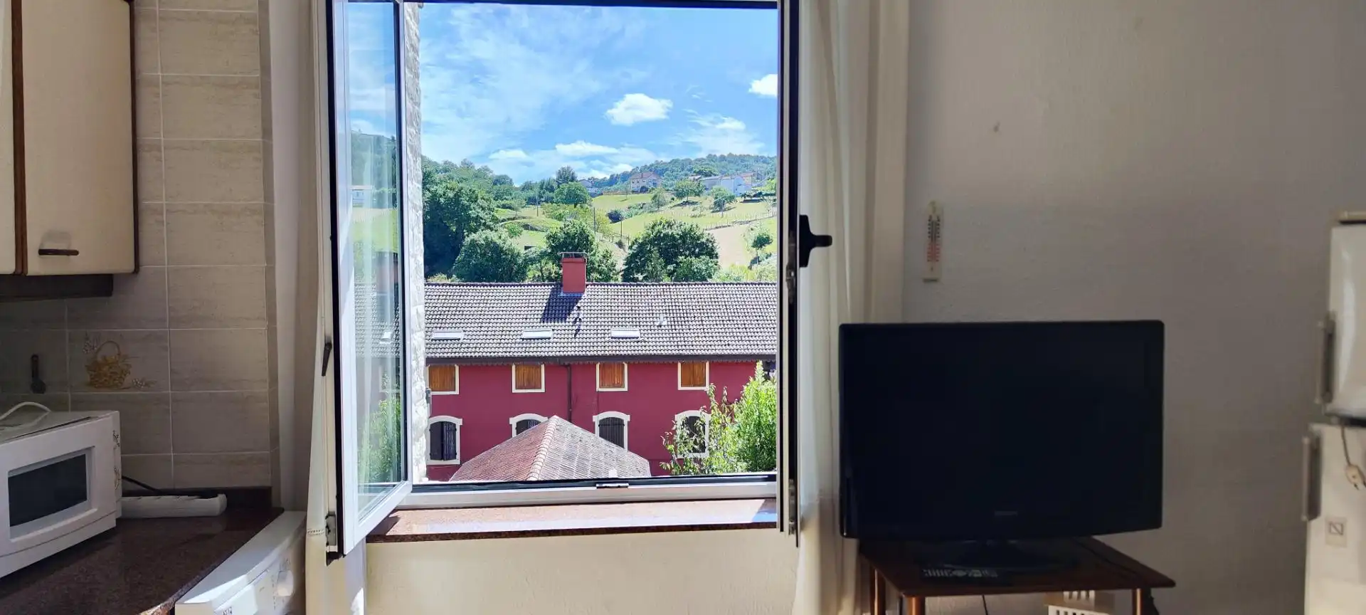 Wohnung zum Verkauf in Aldea Solvay, 4, Carbayin - Lieres - Valdesoto Außenansicht von Wohnung zum Verkauf in Siero mit Heizung, Privatgarten und Abstellraum