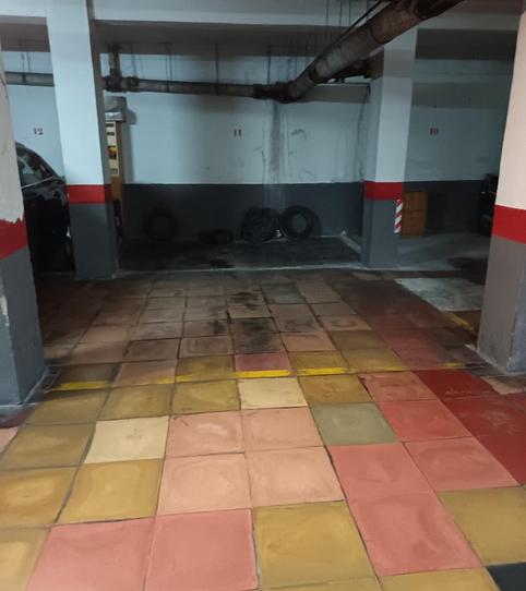 Garatge de lloguer a Calle el Purche, 2, Crta. De la Sierra, Granada - imatge 2 Foto 2 de Garatge de lloguer a Calle el Purche, 2, Crta. De la Sierra, Granada