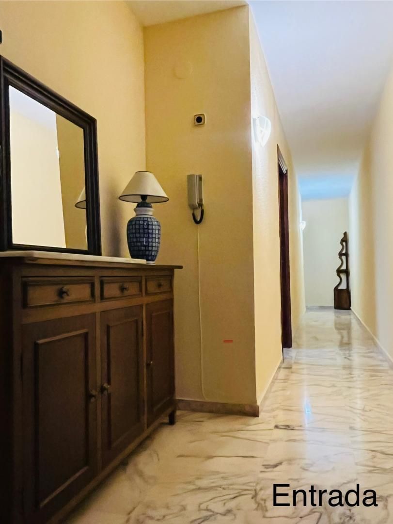 Flat to share in  Granada Capital  with Air Conditioner, Heating and Terrace