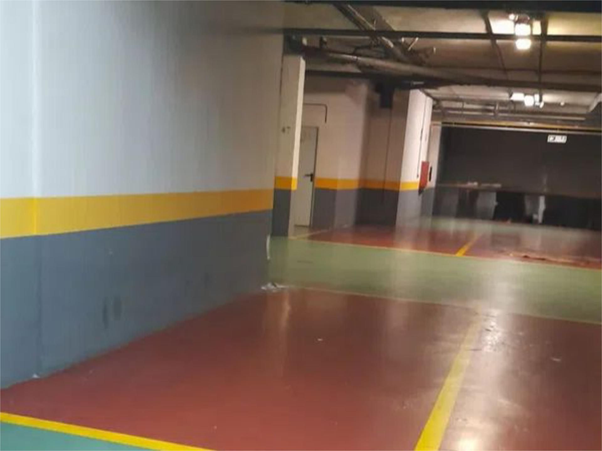 Aparcament de Garatge de lloguer en  Logroño