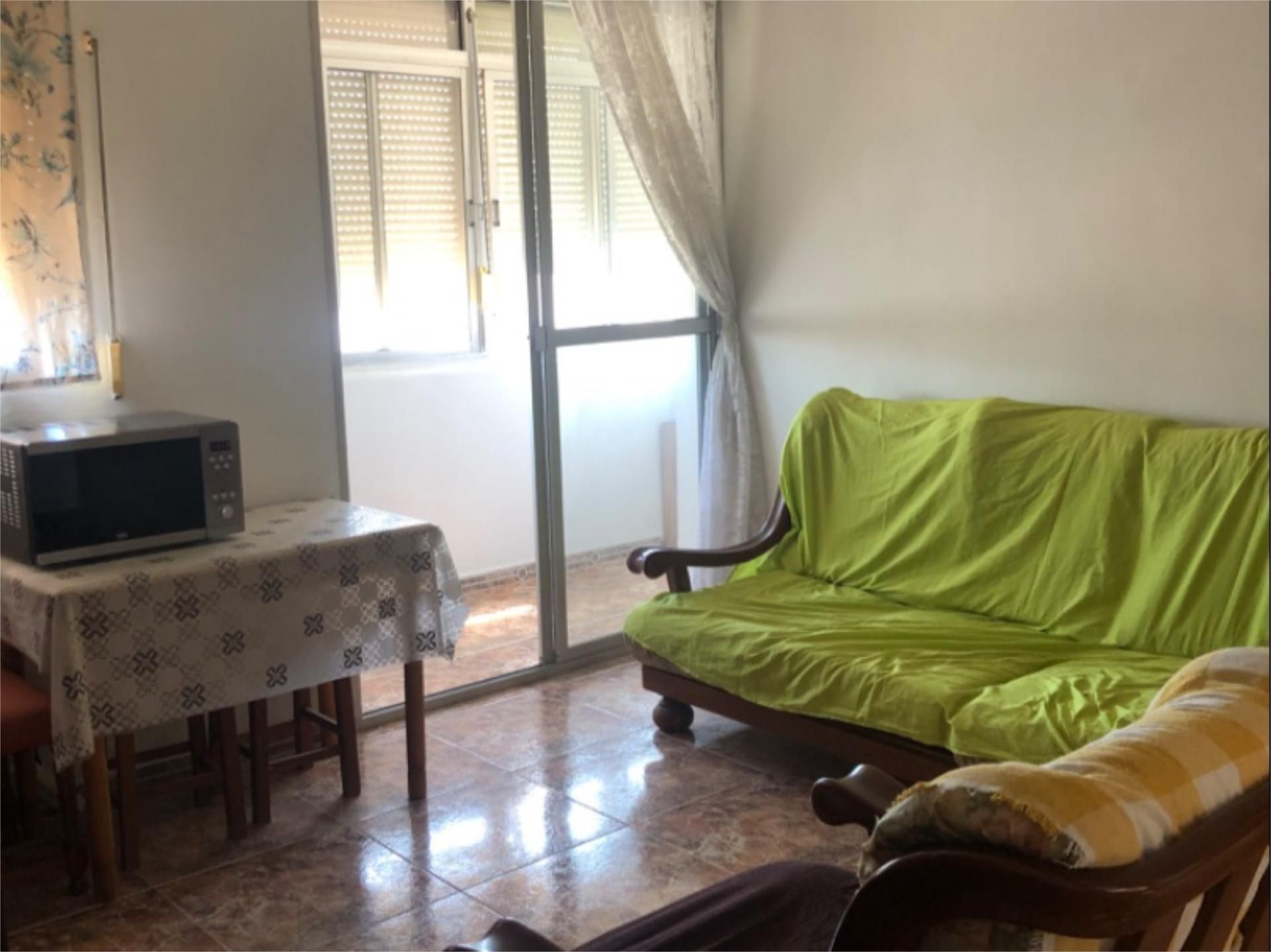Living room of Flat to rent in La Línea de la Concepción  with Balcony
