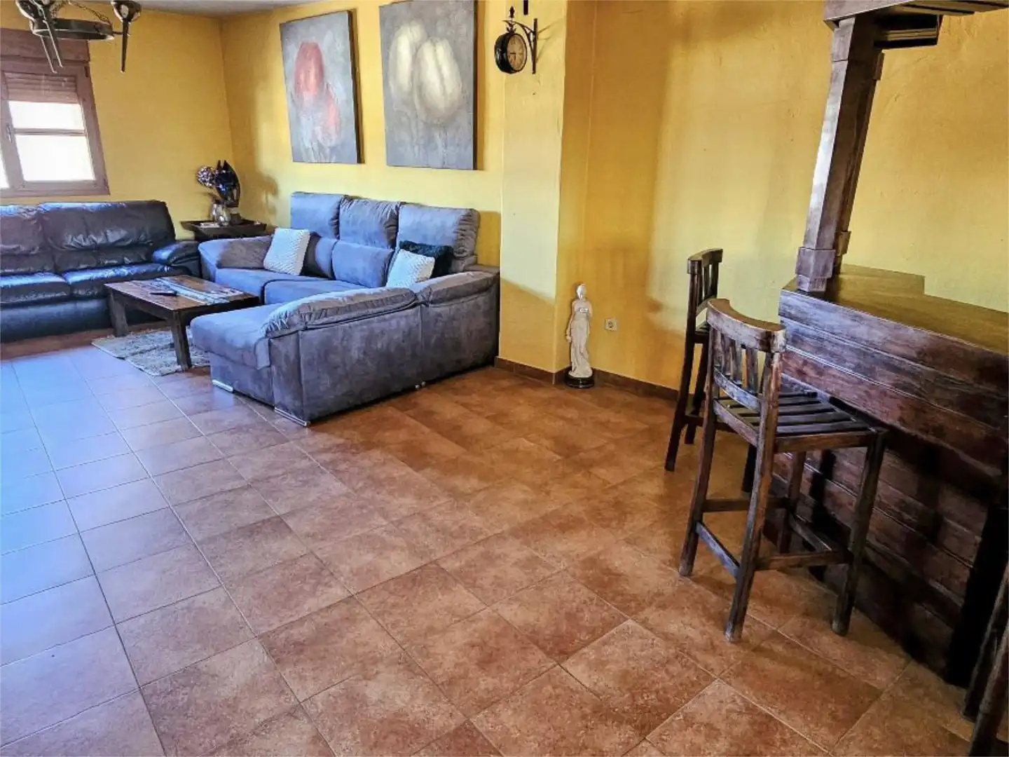 Sala de estar de Dúplex en venta en Grajera con Calefacción, Terraza y Amueblado